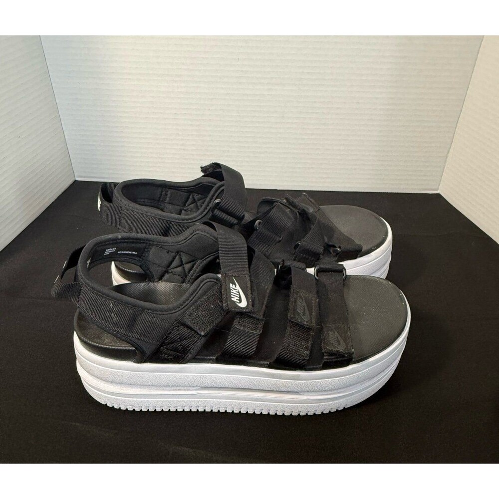 Size 8 - Nike Icon Classic Black White Sandals DH0224-001 Women’s EUC